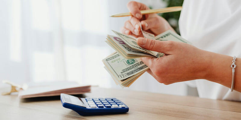金融